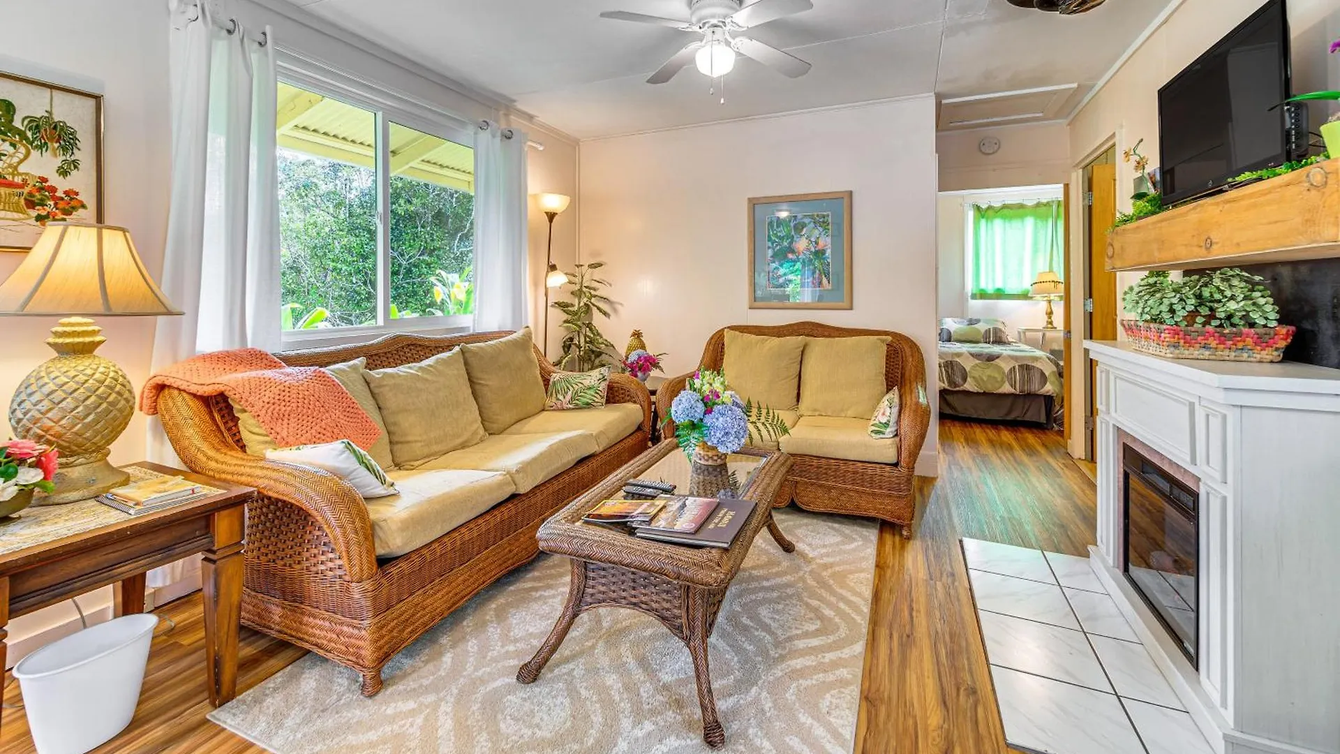 Serene Halakea Hale Cottage By Volcano Ntl Park!